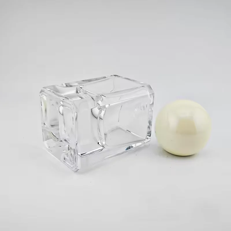 Luxury Customized Glass Perfume Bottle with Roll Cap image 4
