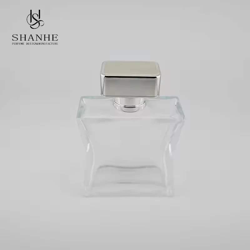 Star-Shaped Glass Perfume Bottle image 2