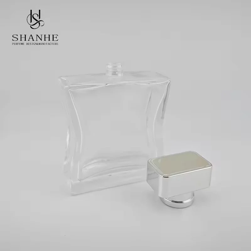 Star-Shaped Glass Perfume Bottle image 3