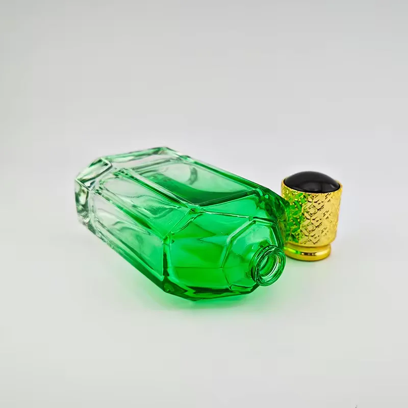 Gradient Square Glass Perfume Bottle with Refillable Design image 5