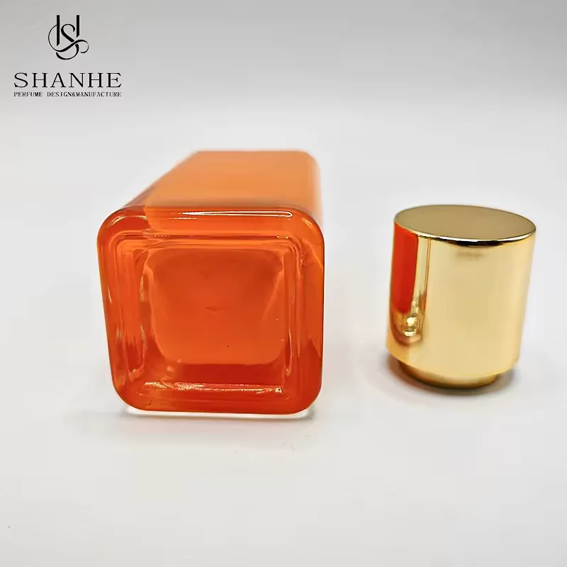 Clear Glass Perfume Bottle with Refillable Design image 4