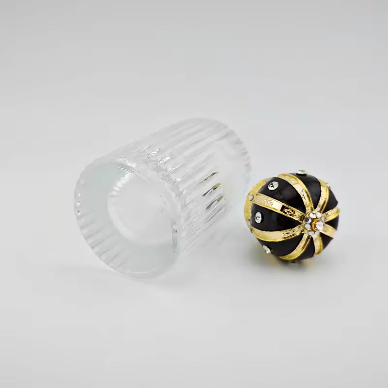 Clear Glass Perfume Bottle with Custom Logo image 3