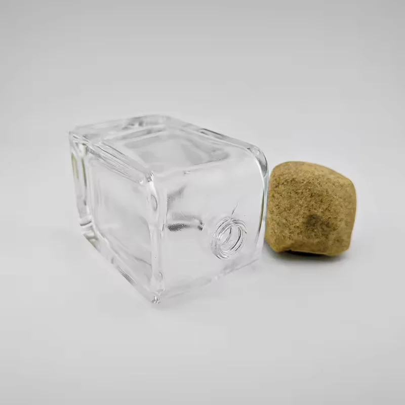 Custom Logo Arabic Luxury Glass Perfume Bottles Refillable with Crystal image 5