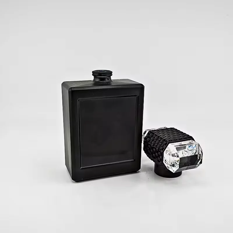 Black Rectangular Glass Perfume Bottle with Pump Sprayer image 5