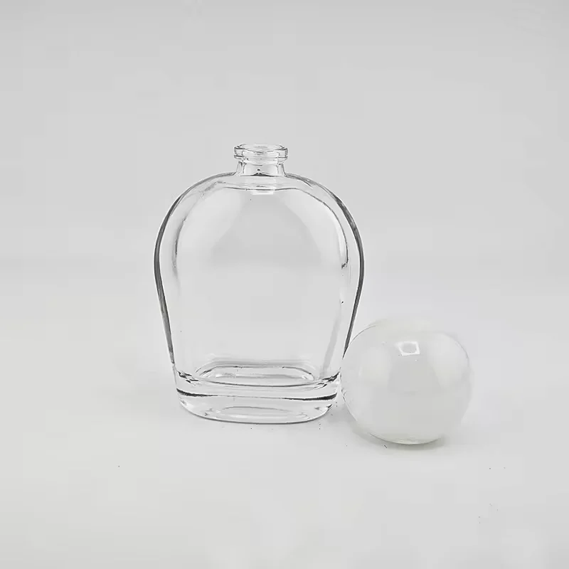 Gradient Round Glass Perfume Bottle with Refillable Design image 3