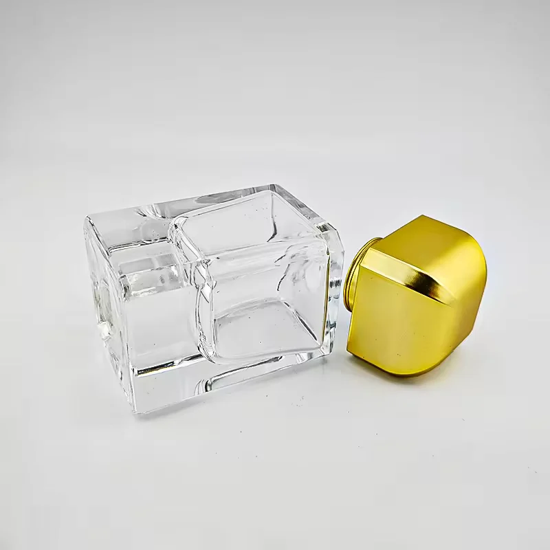Glass Perfume Bottle Flat Capacity with Golden Cap