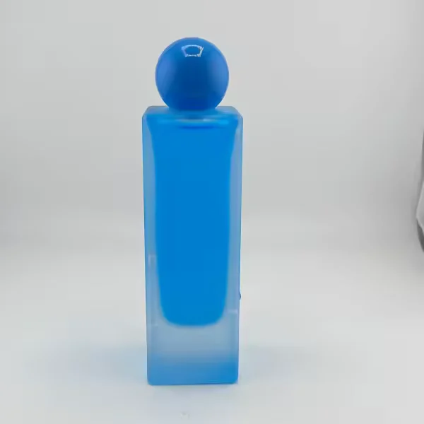 Clear Glass Perfume Bottle with Refillable Design image 3