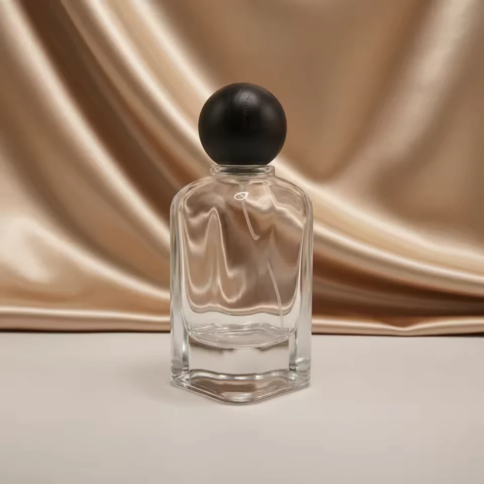 Luxury Glass Perfume Bottles Empty Pump Sprayer Packaging for Fragrance Oil