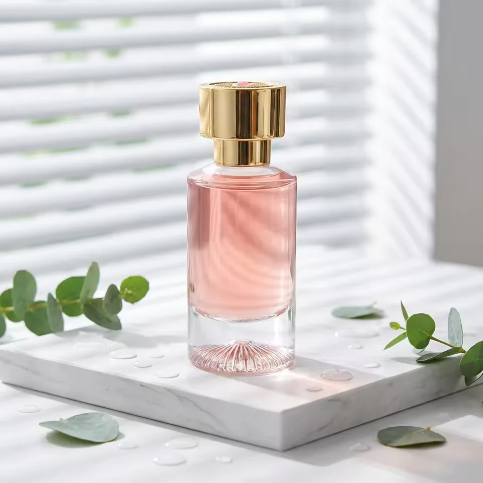 Round Glass Perfume Bottle with Pump Sprayer