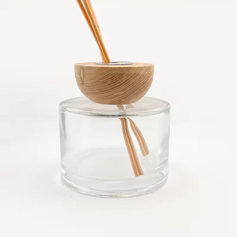 Luxury Diffuser Bottle with Unique Design Cap 100mlCapacity image 5