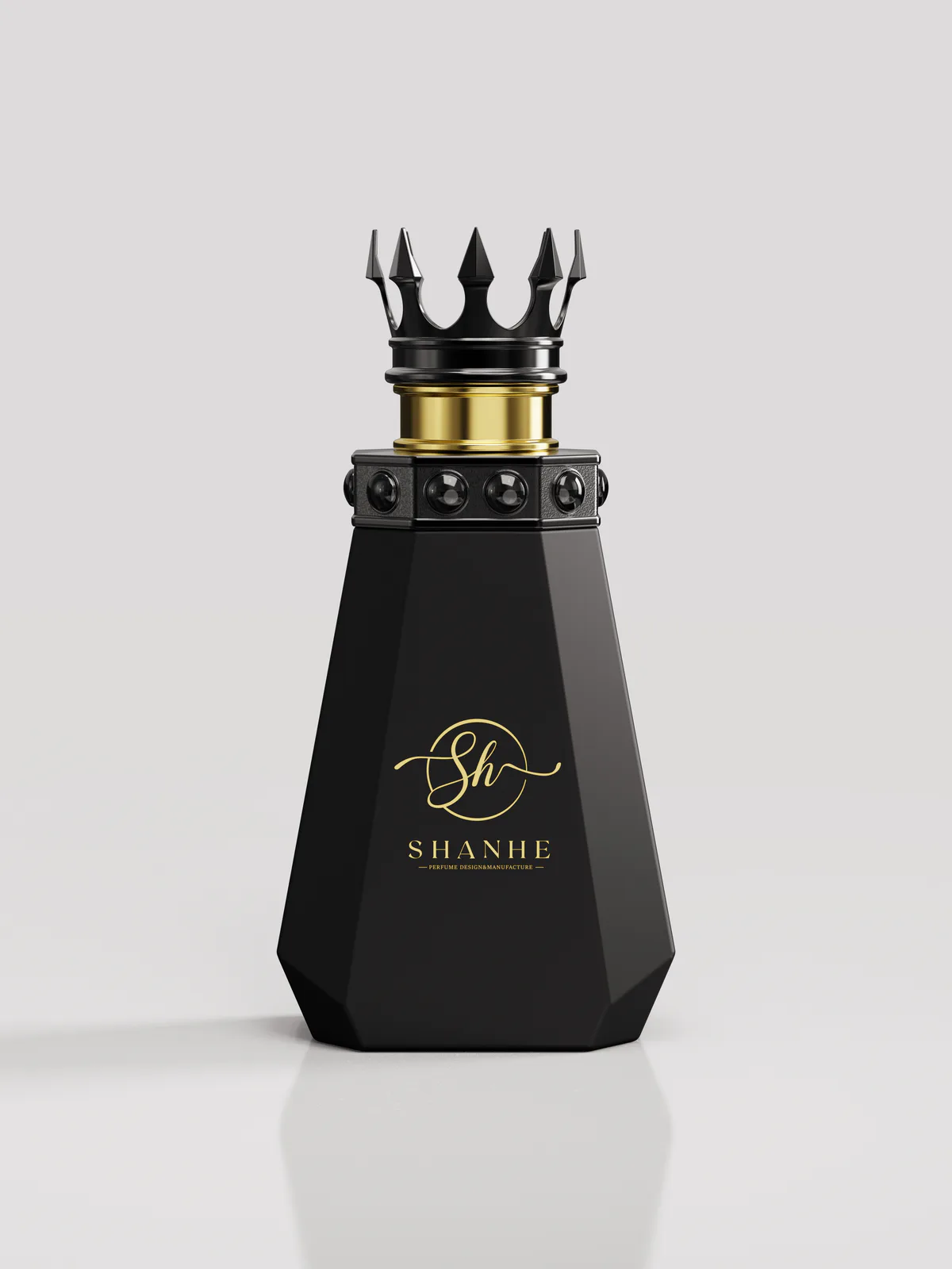 Sculptural Designer Fragrance Bottle Concept for Niche Brands