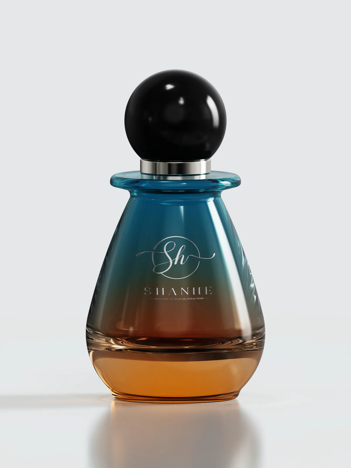 Elegant Glass Perfume Bottle Concept for Niche Brands
